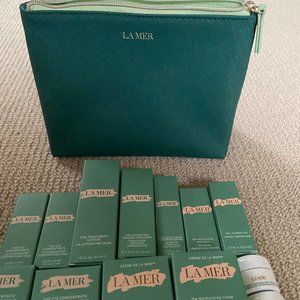 La Mer Set of 13 Samples with Zippered Cosmetic Bag